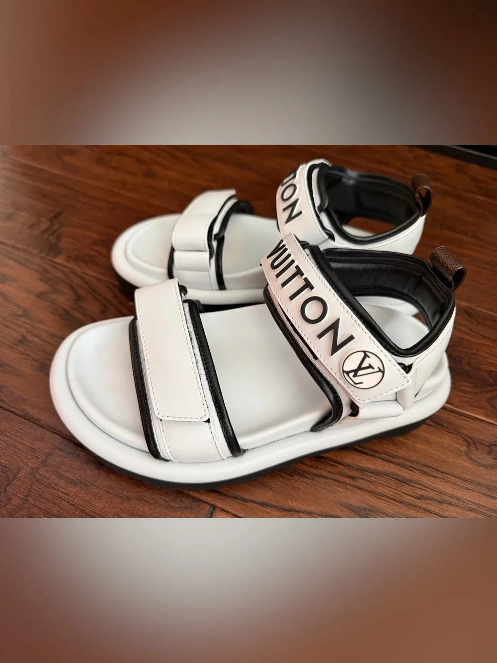 Louis Vuitton women Sandals